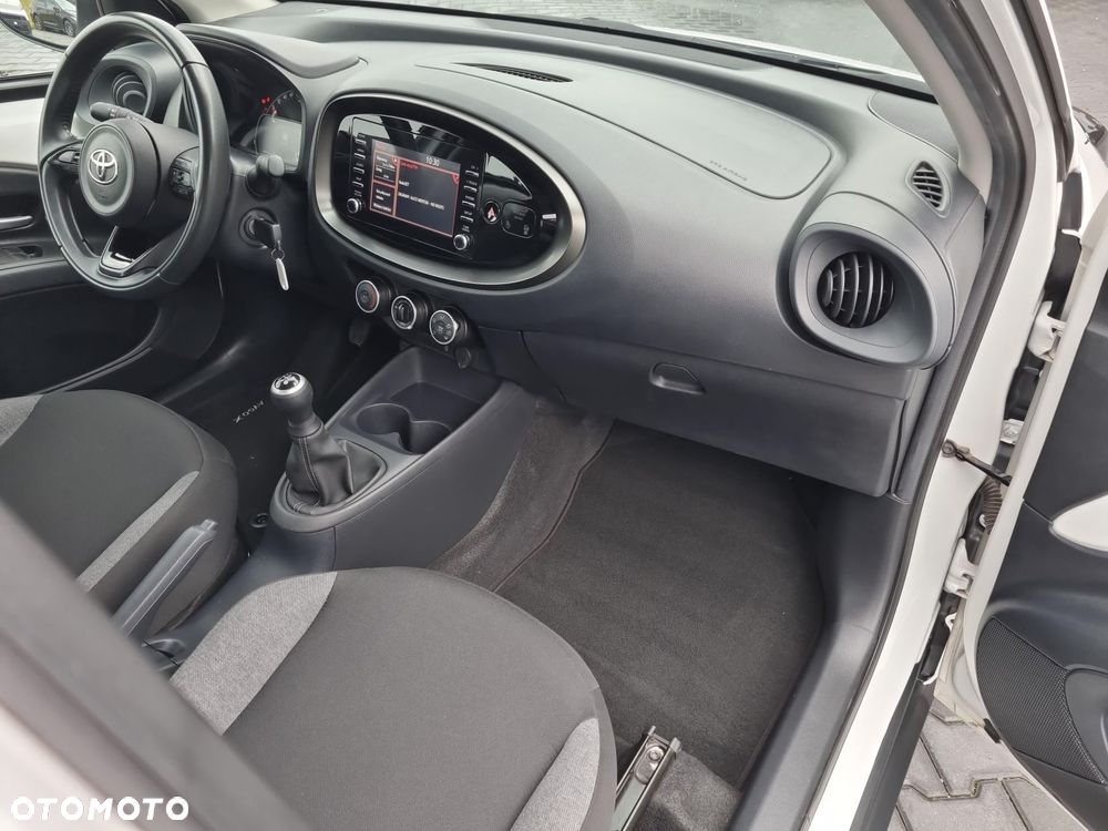 Toyota Aygo X - 11