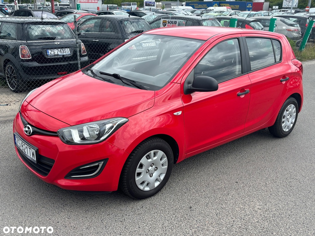 Hyundai i20 1.2 Fifa World Cup Edition - 2