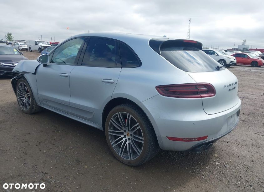 Porsche Macan GTS PDK - 3