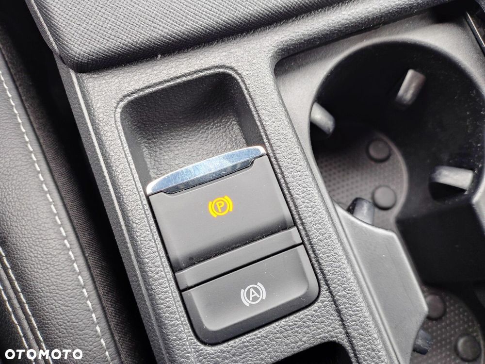 Skoda Octavia 2.0 TDI RS DSG - 30