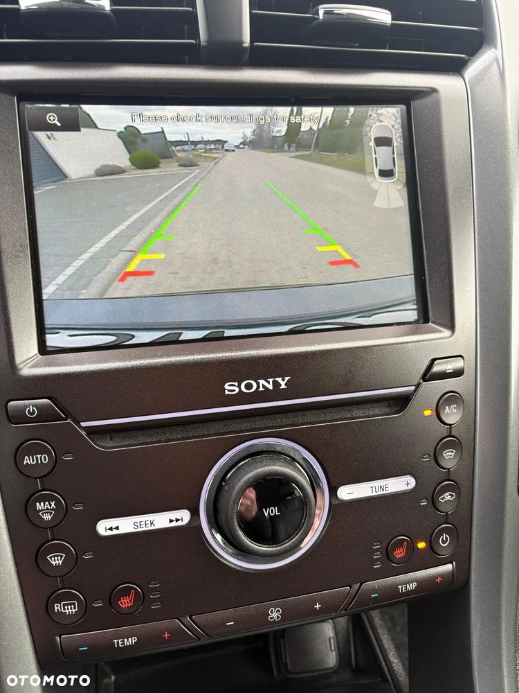 Ford Mondeo 1.6 TDCi ECOnetic Start-Stopp Titanium - 11