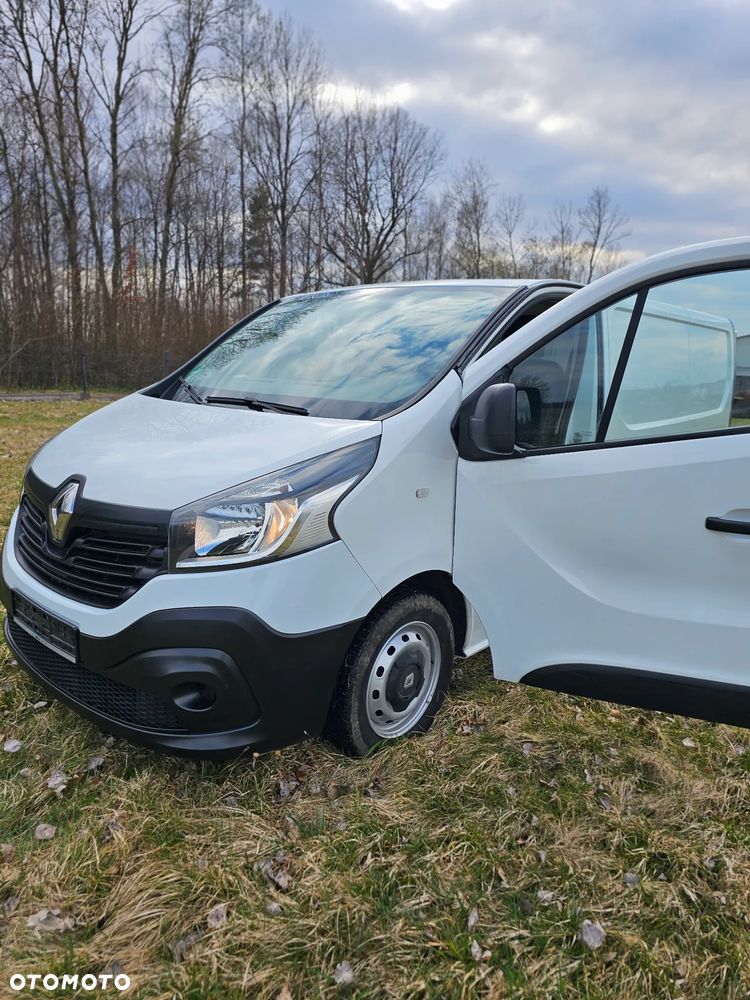 Renault Trafic - 15