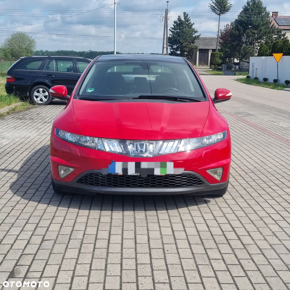 Honda Civic 1.8i-VTEC i-SHIFT Sport - 2