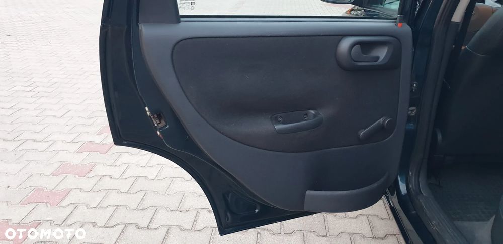 Opel Corsa 1.3 CDTI Cosmo - 19