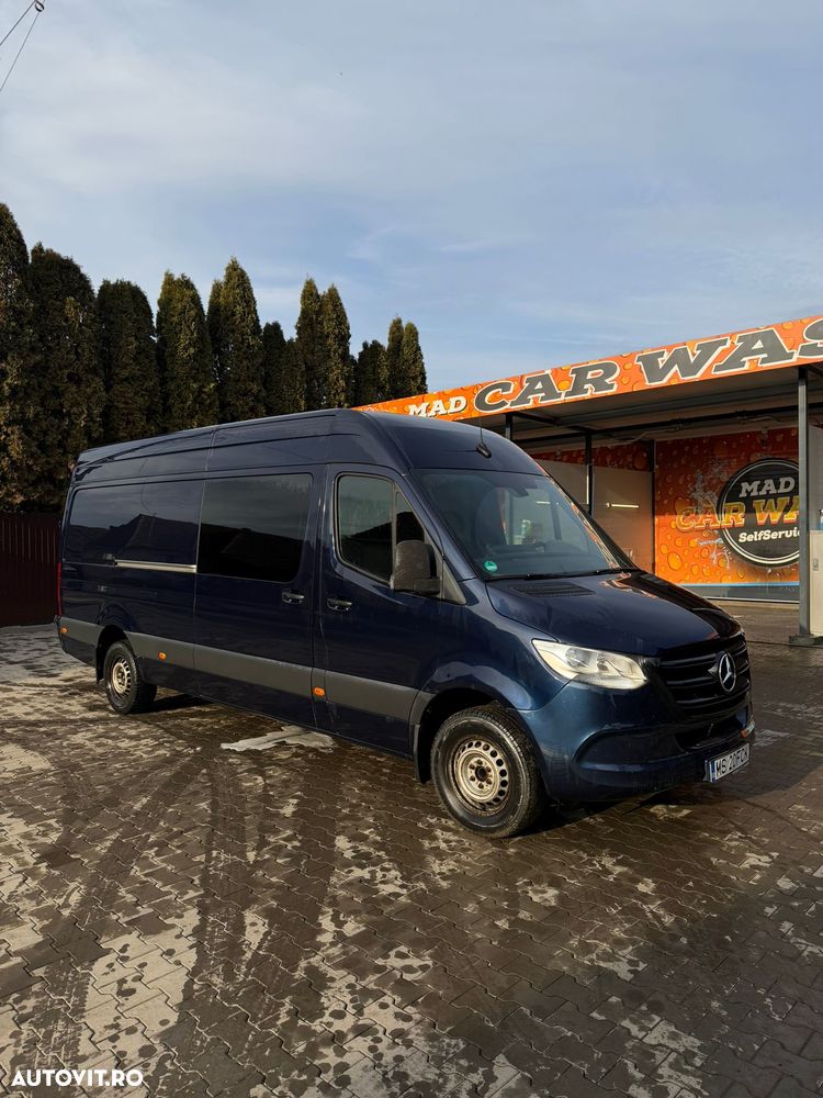 Mercedes-Benz Sprinter - 11