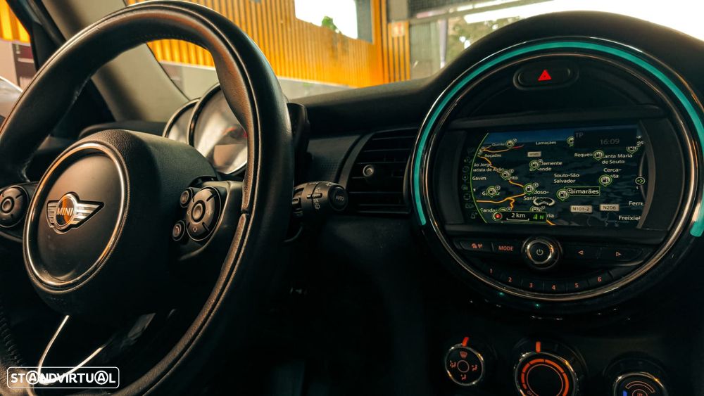 MINI 5 Portas Cooper D Seven Chili - 16