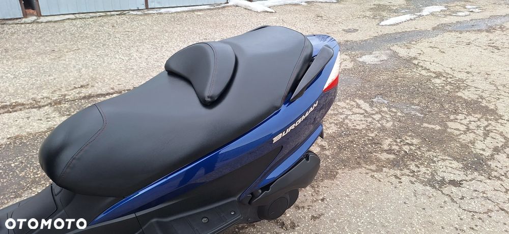 Suzuki Burgman - 6