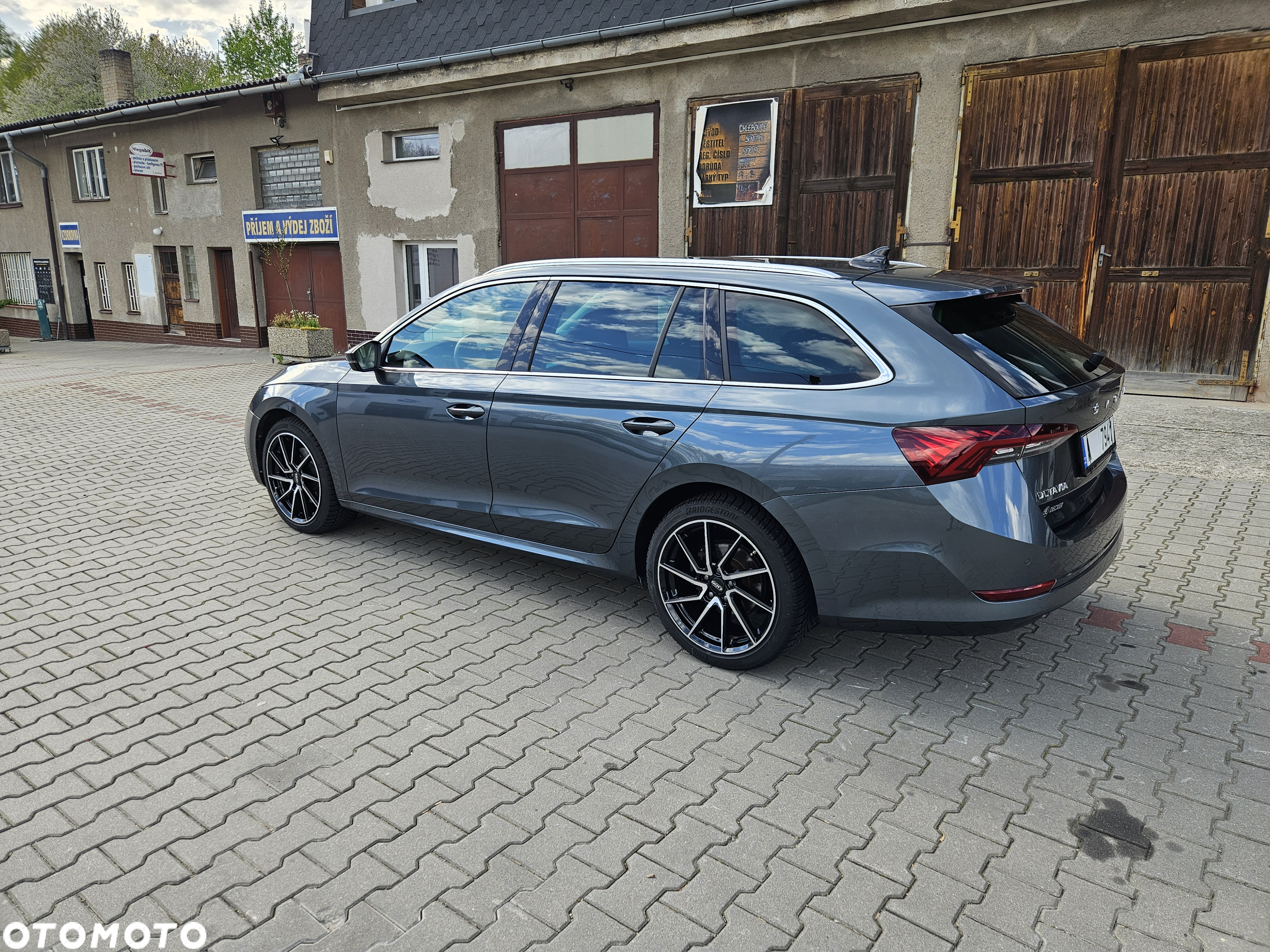 Skoda Octavia - 5