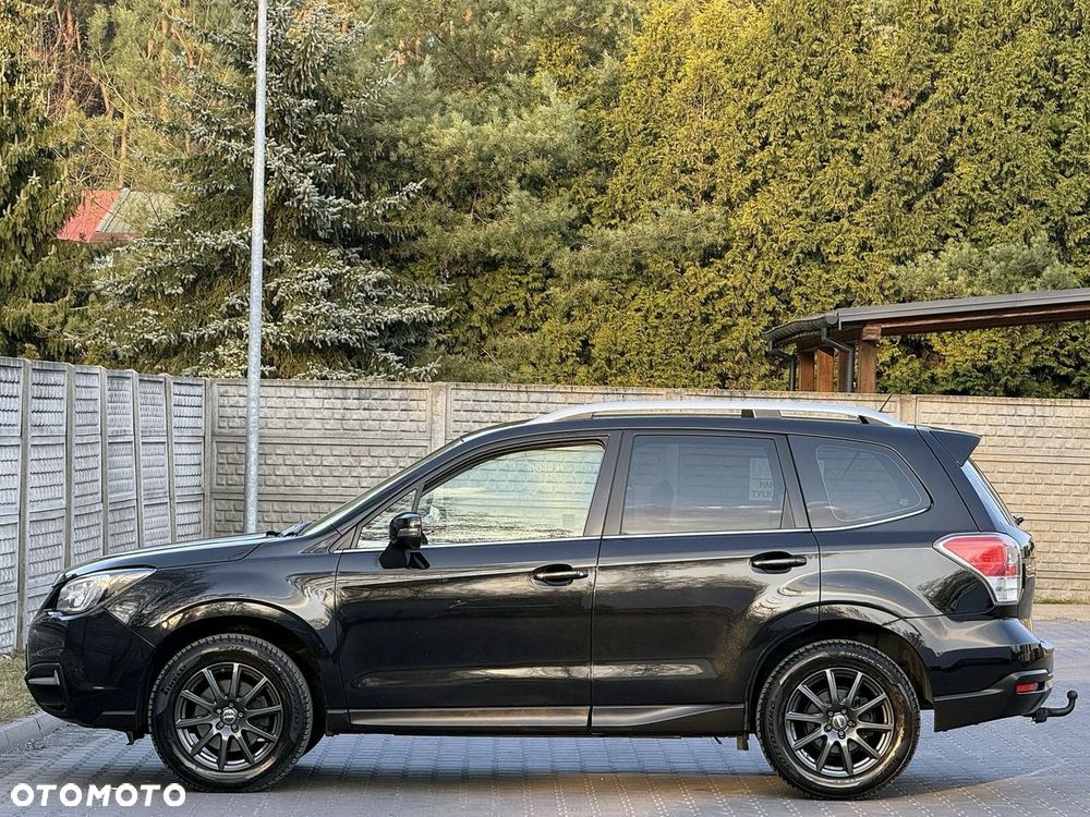 Subaru Forester 2.0 D Exclusive - 35