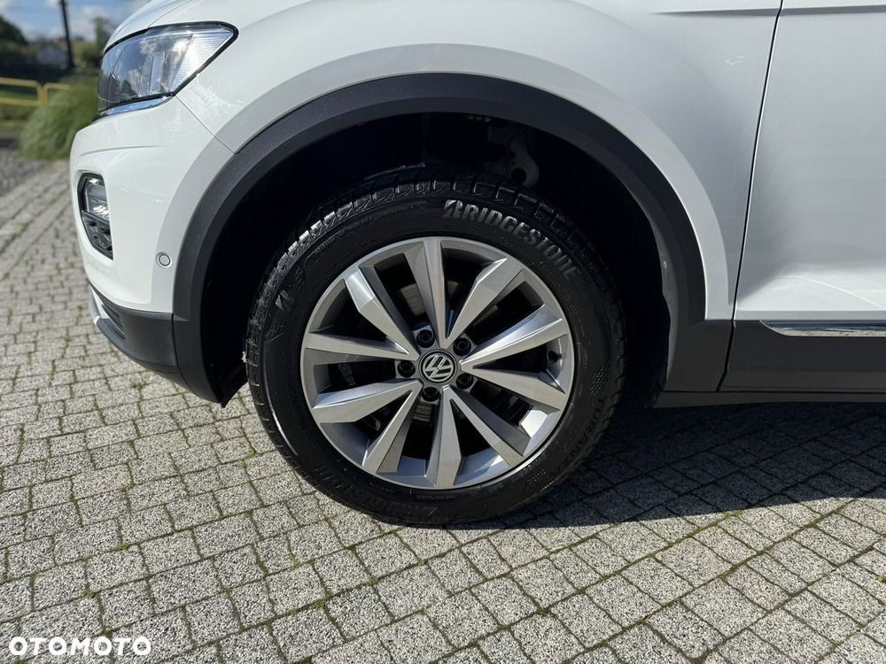 Volkswagen T-Roc - 11