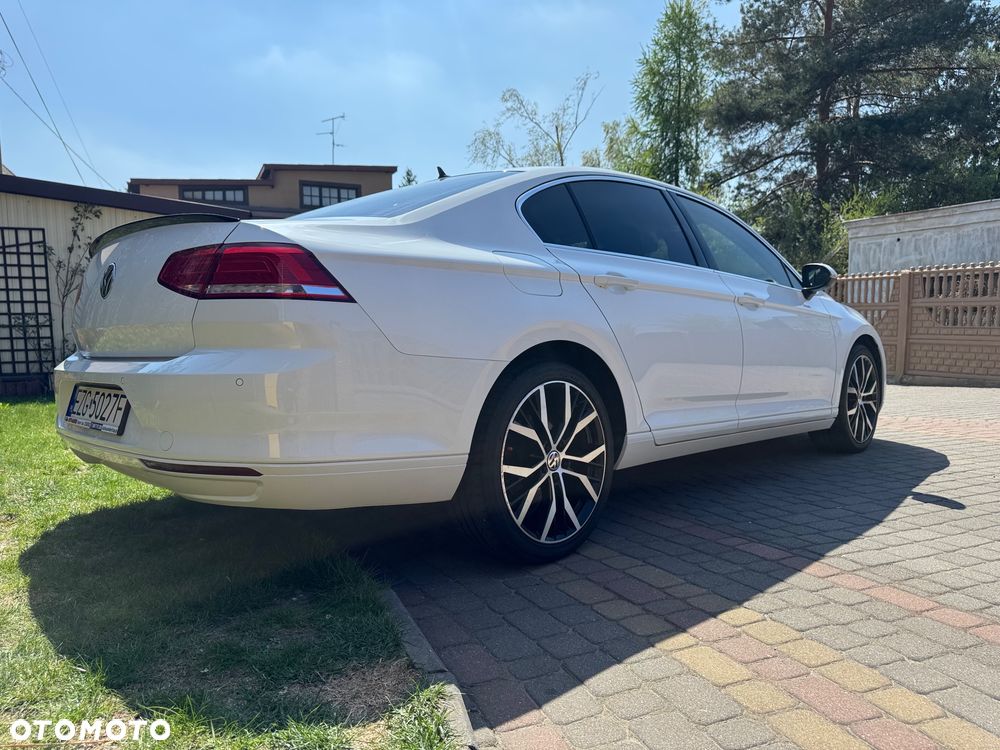 Volkswagen Passat 1.4 TSI BMT Comfortline - 30
