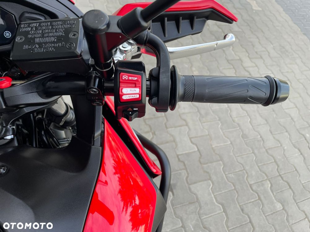 Yamaha MT - 17