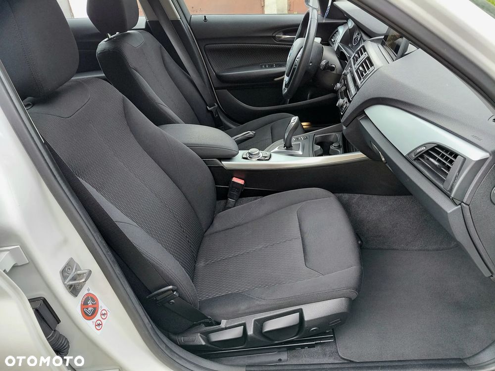 BMW Seria 1 120d Sport-Aut Sport Line - 12
