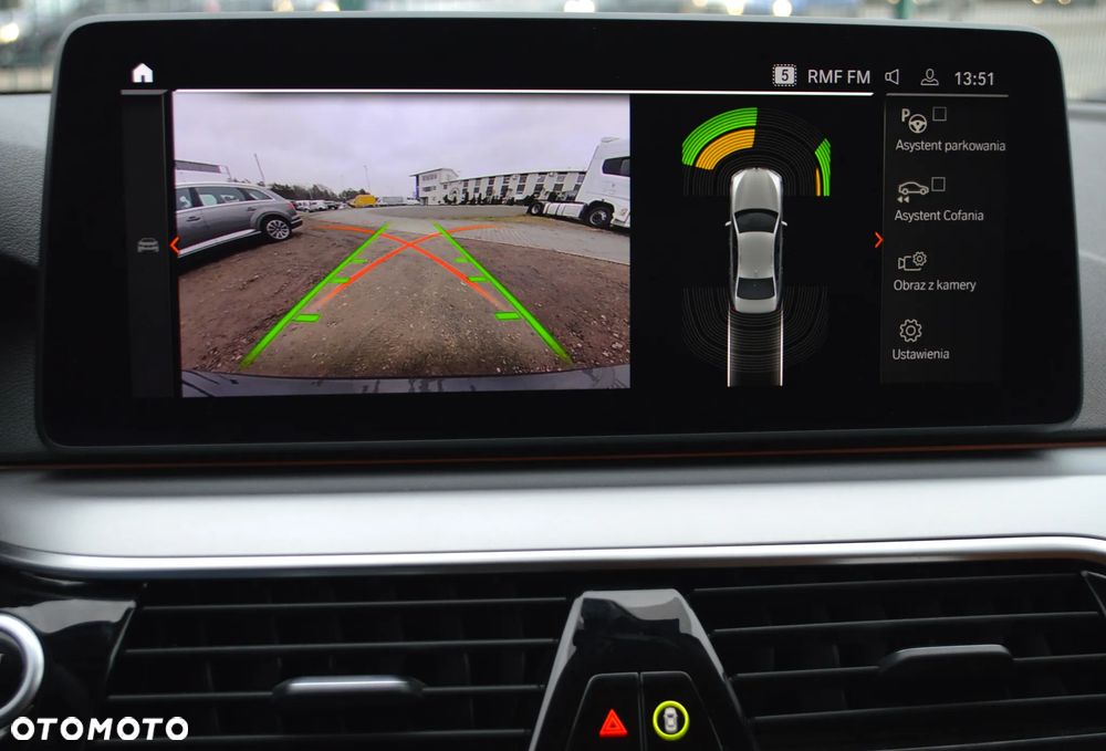 BMW Seria 5 518d Business Edition sport - 22