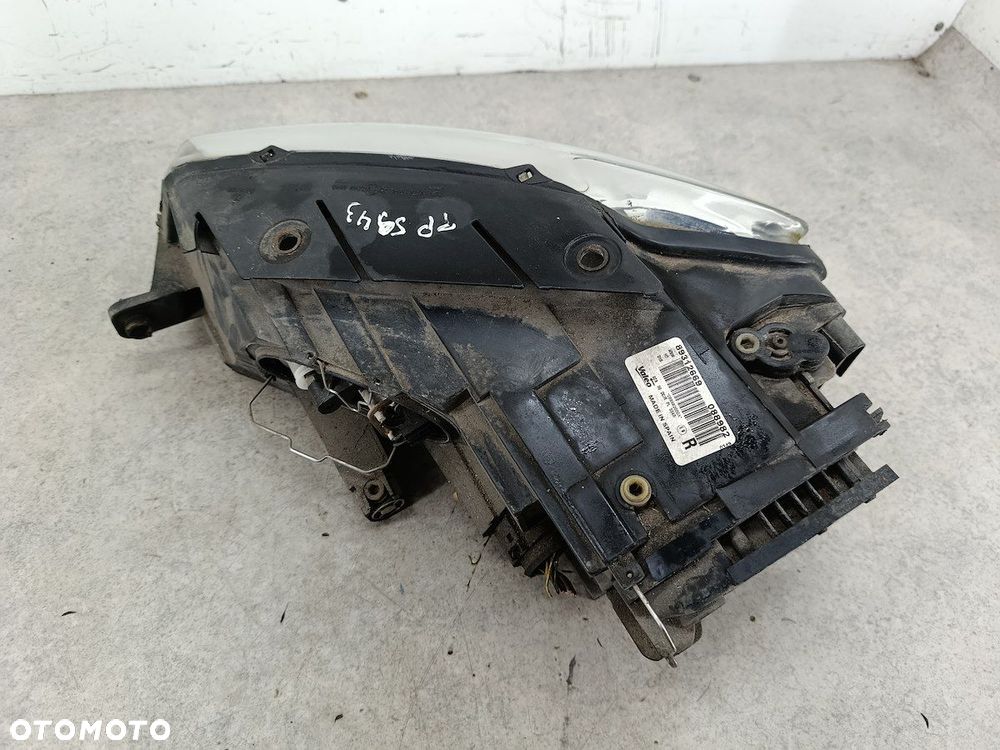 LAMPA PRZÓD PRAWA BIXENON VW PASSAT B6 89312669  3D0907391B 088982  VALEO - 5