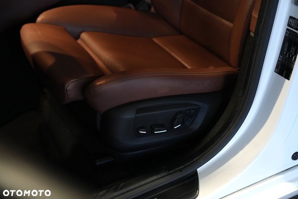 BMW 5GT 520d - 10
