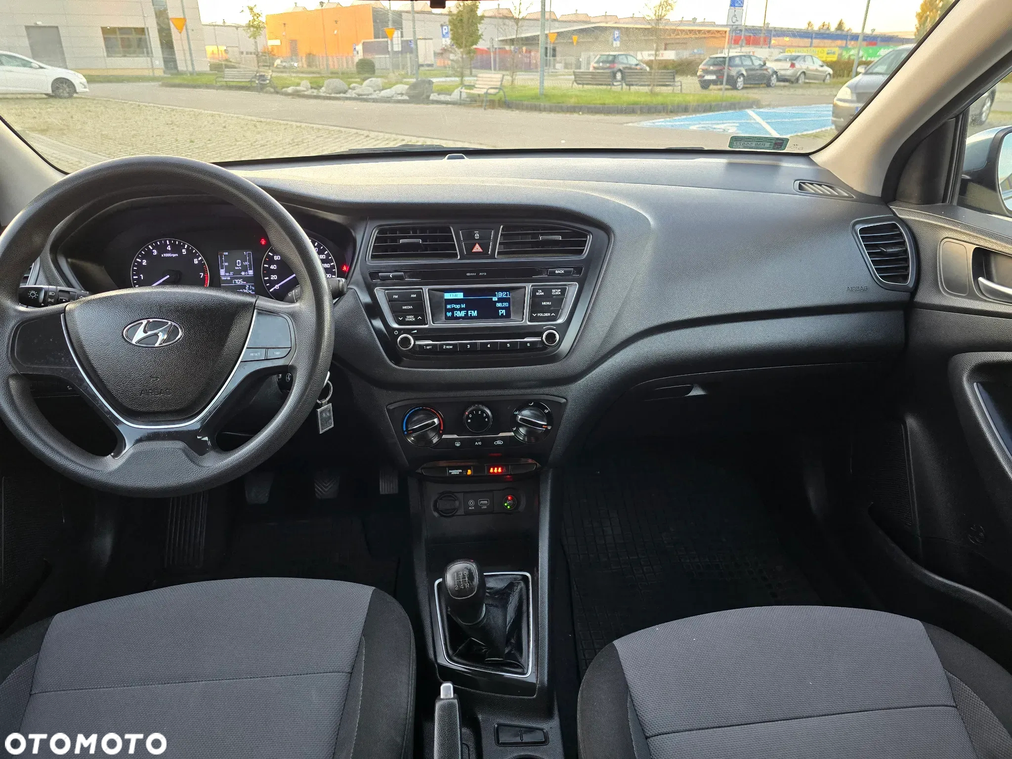 Hyundai i20 1.2 Classic + - 17