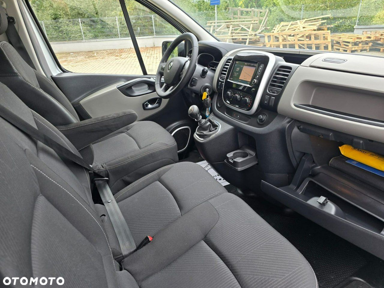 Renault Trafic - 19