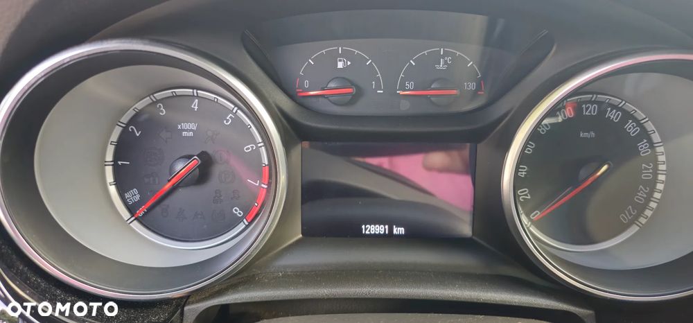 Opel Astra 1.6 T Dynamic S&S - 6