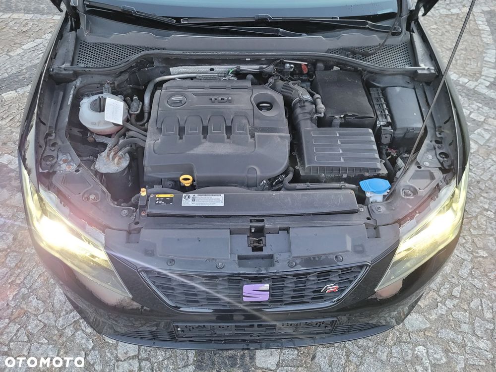 Seat Leon 2.0 TDI DPF FR Black Matt Edition - 32