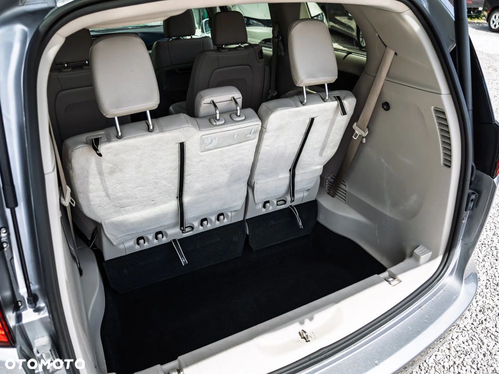Chrysler Pacifica - 9