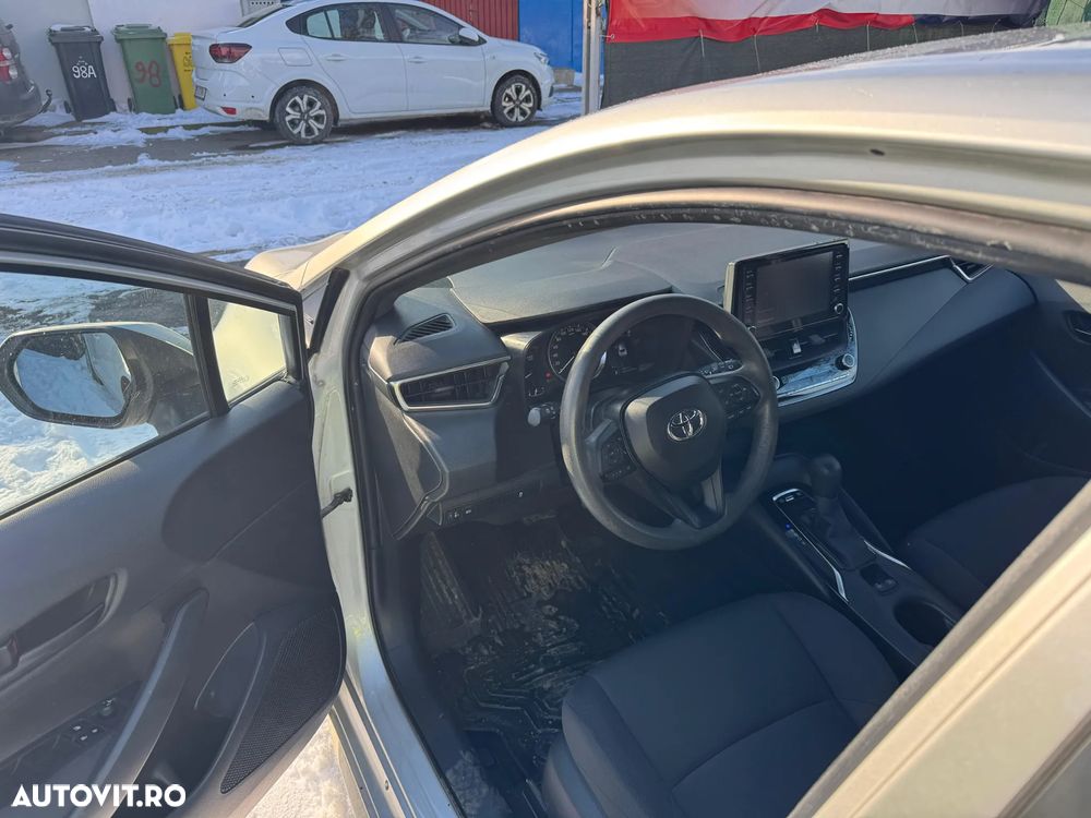 Toyota Corolla 1.8 HSD Business - 8