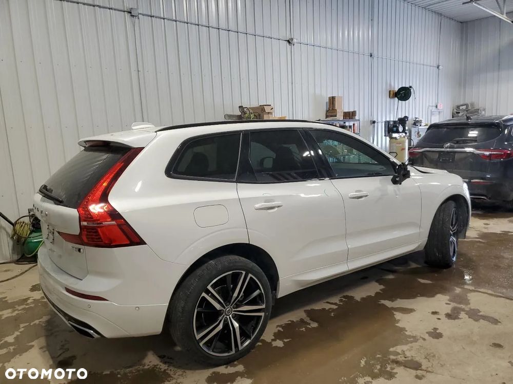 Volvo XC 60 T5 AWD Geartronic RDesign - 4
