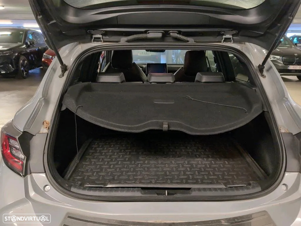 Toyota Corolla 2.0 Hybrid Exclusive - 11