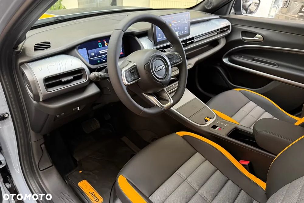 Jeep Avenger 1.2 T3 mHEV The North Face 4xe eDCT6 - 11