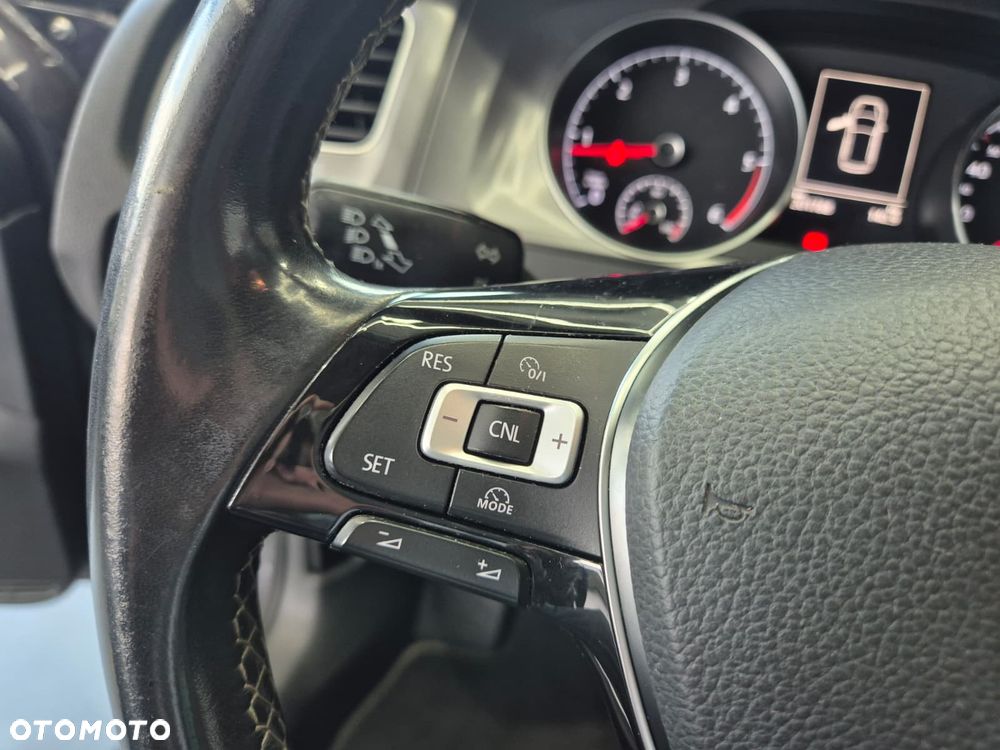 Volkswagen Golf 1.6 TDI BlueMotion Trendline - 18