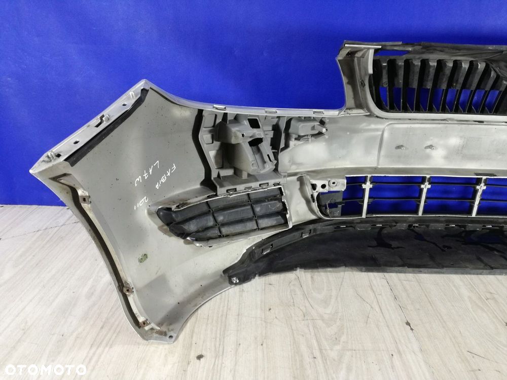 Skoda Fabia II Lift zderzak przód przedni LA7W - 7