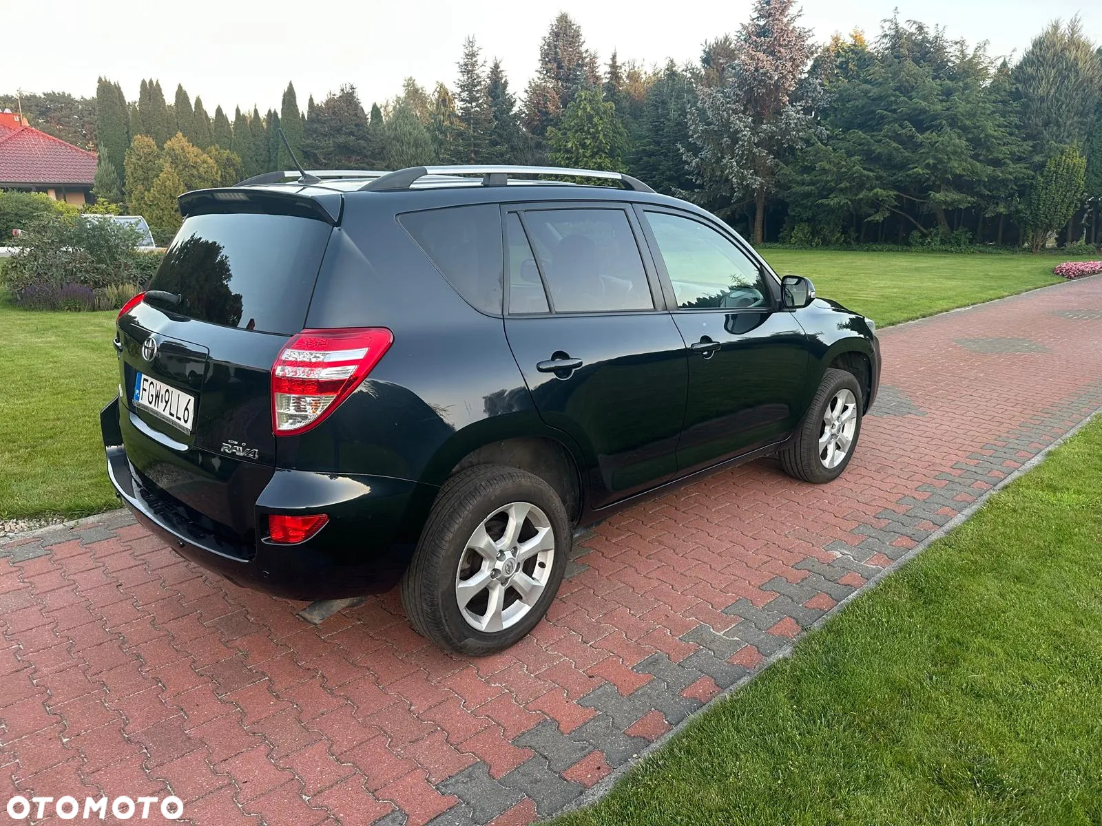 Toyota RAV4 2.2 D-4D 4x4 Executive - 4