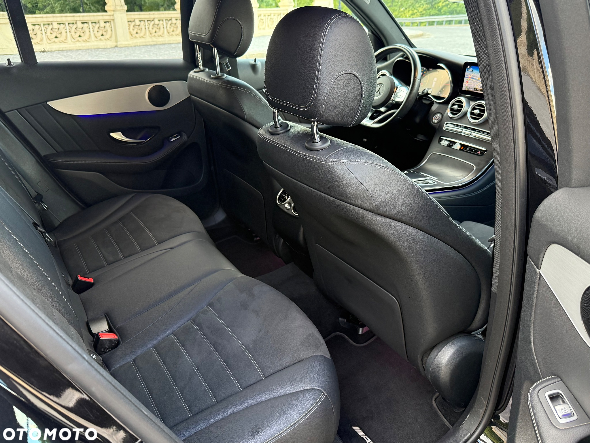 Mercedes-Benz GLC 220 d 4Matic 9G-TRONIC AMG Line - 21
