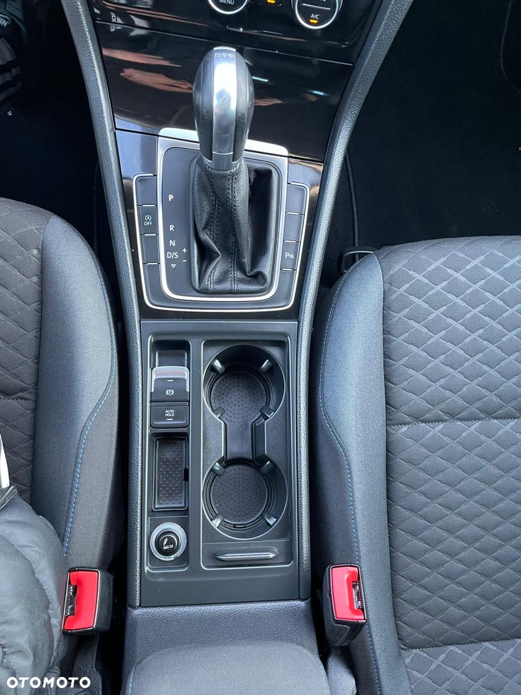 Volkswagen Golf 1.6 TDI BMT Highline DSG - 30