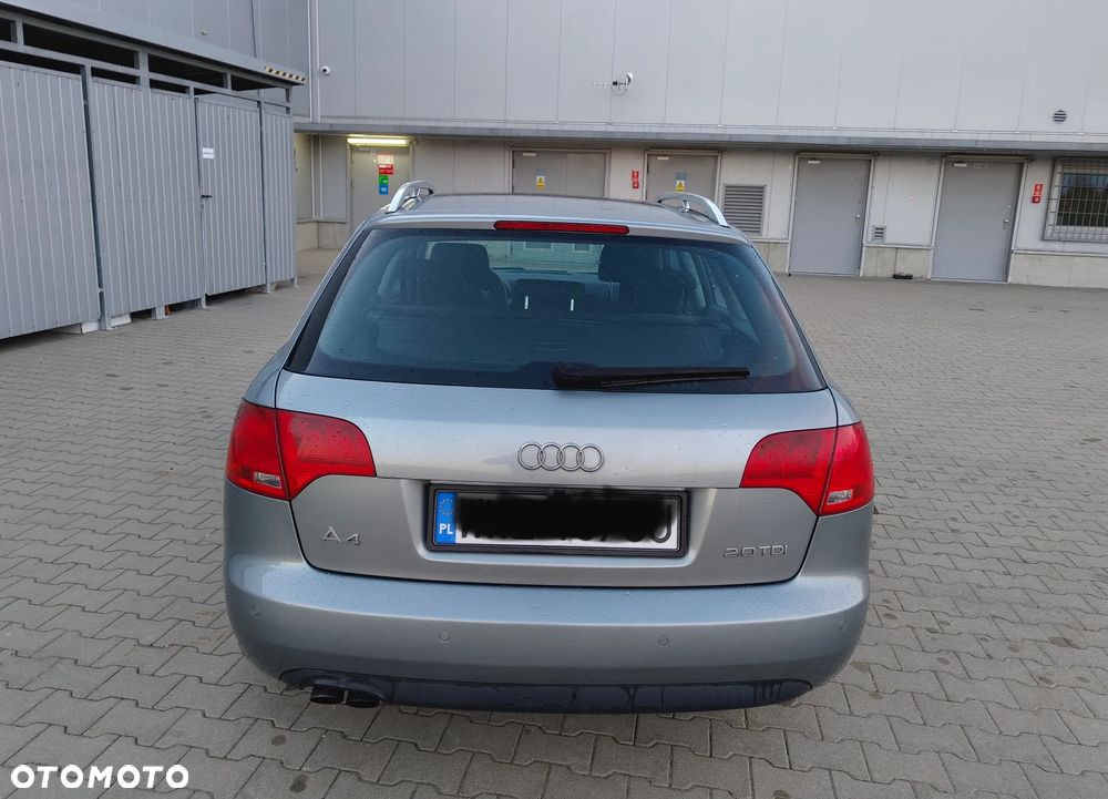 Audi A4 Avant 2.0 TDI - 21