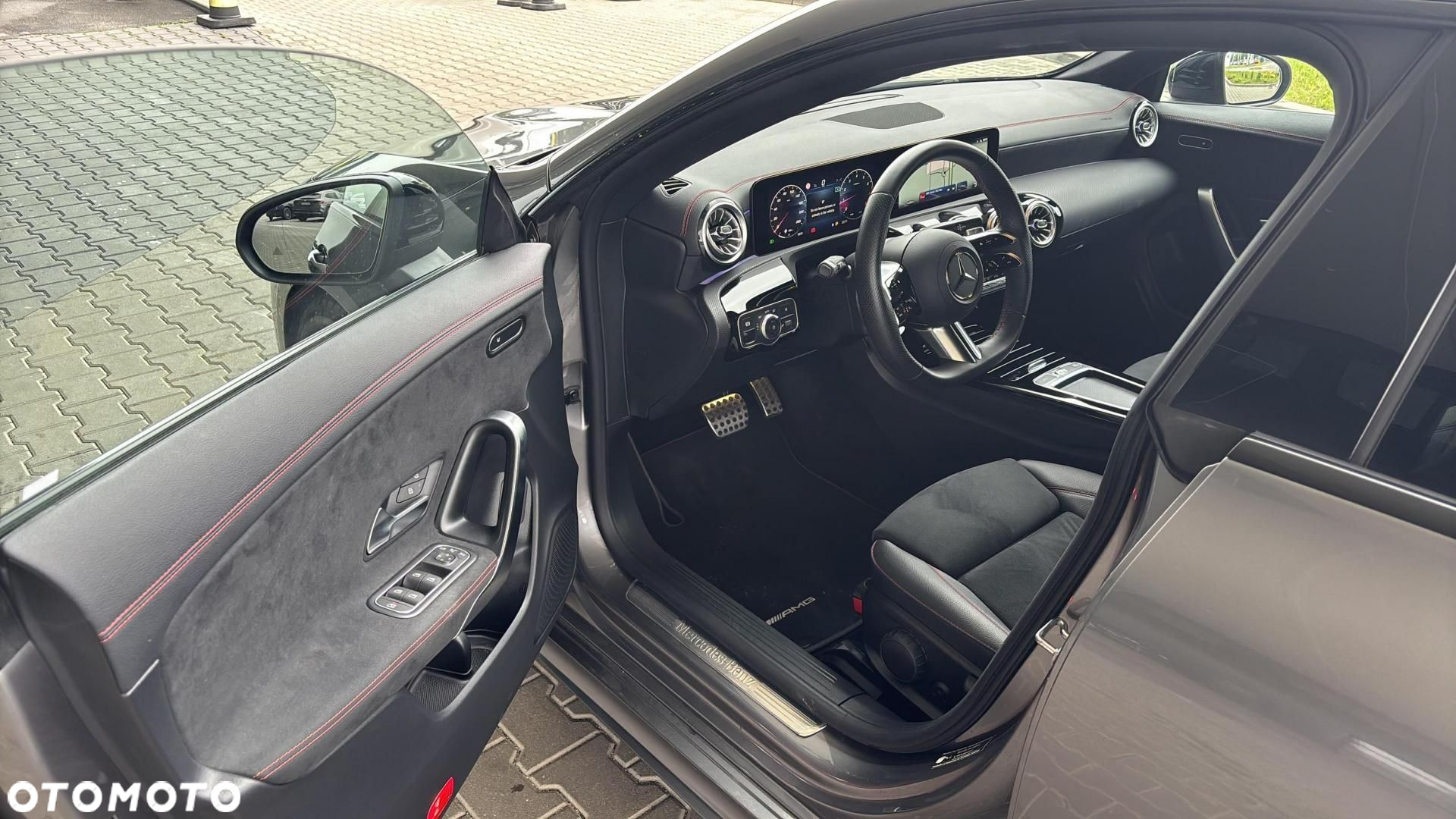 Mercedes-Benz CLA - 9