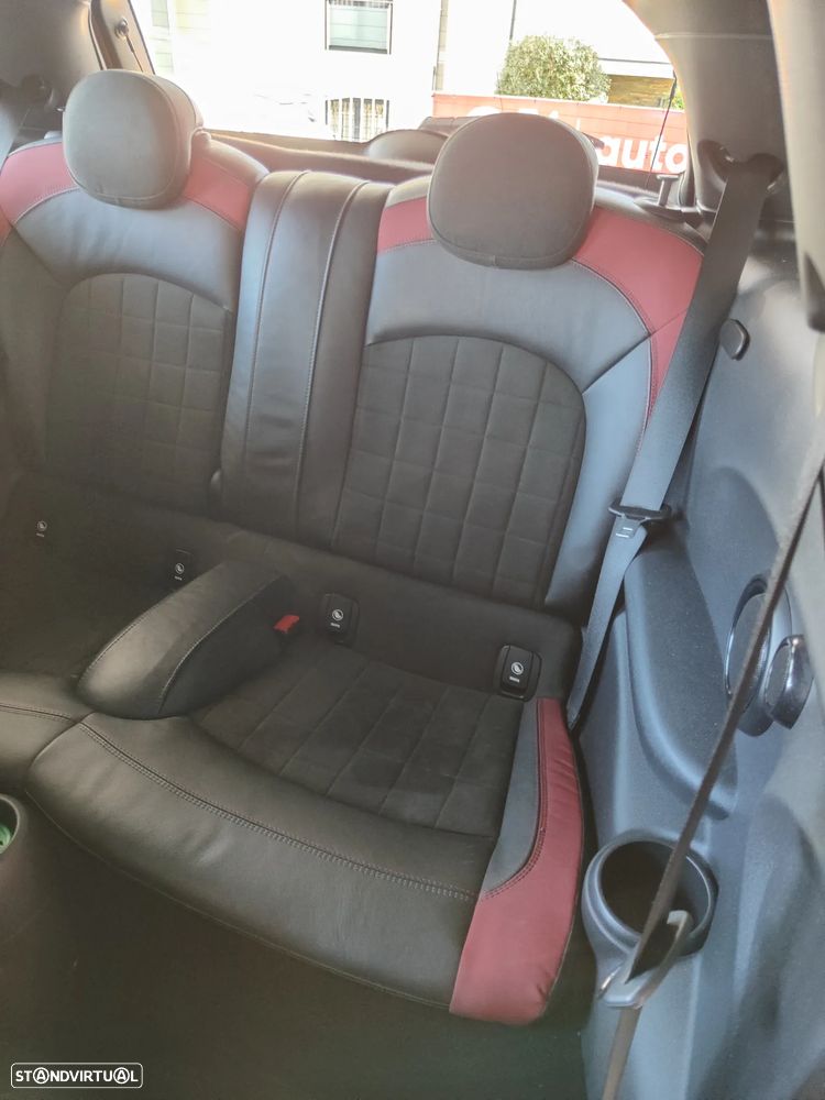 MINI 3 Portas John Cooper Works - 14