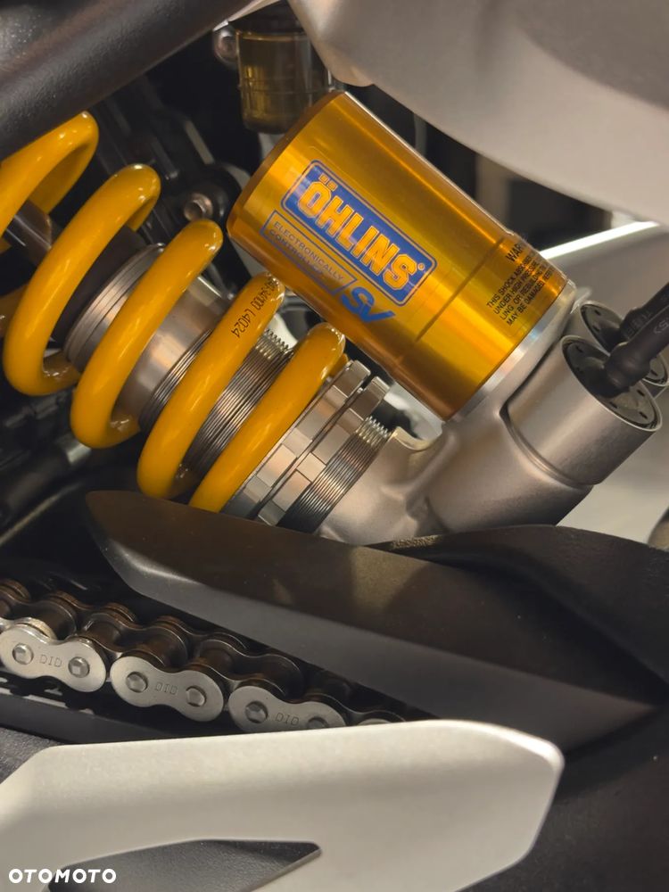 Triumph Speed Triple - 9