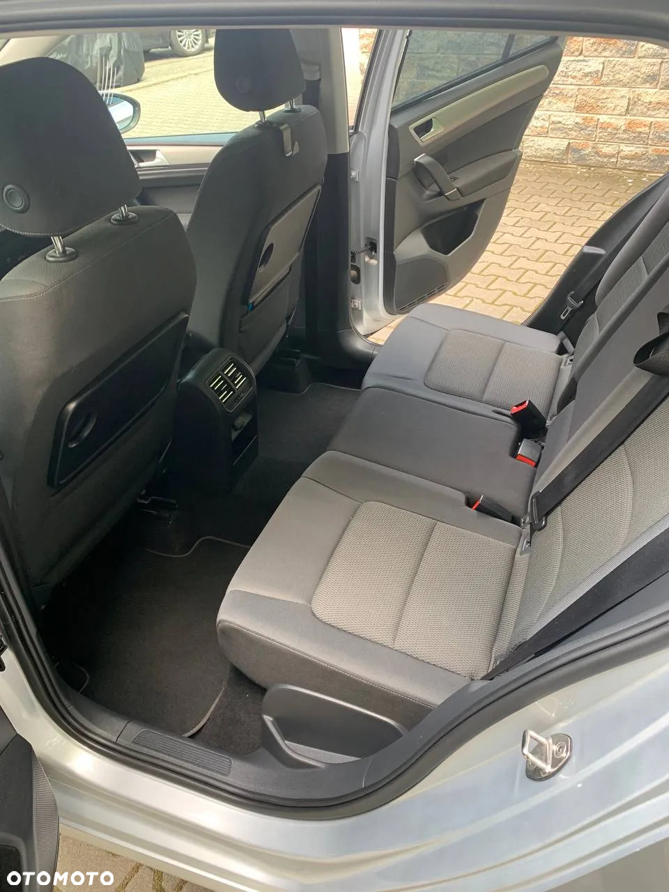 Volkswagen Golf 2.0 TDI (BlueMotion Technology) Comfortline - 12
