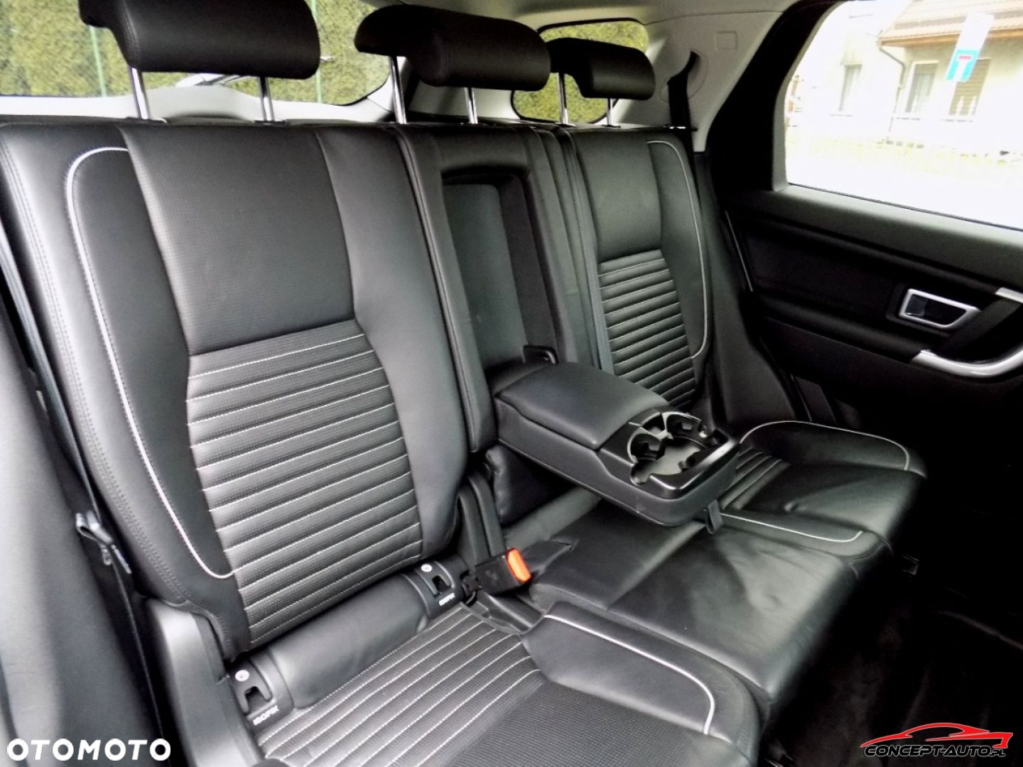 Land Rover Discovery Sport - 33