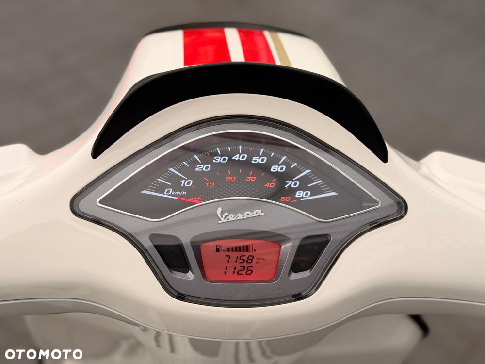 Piaggio Vespa - 8
