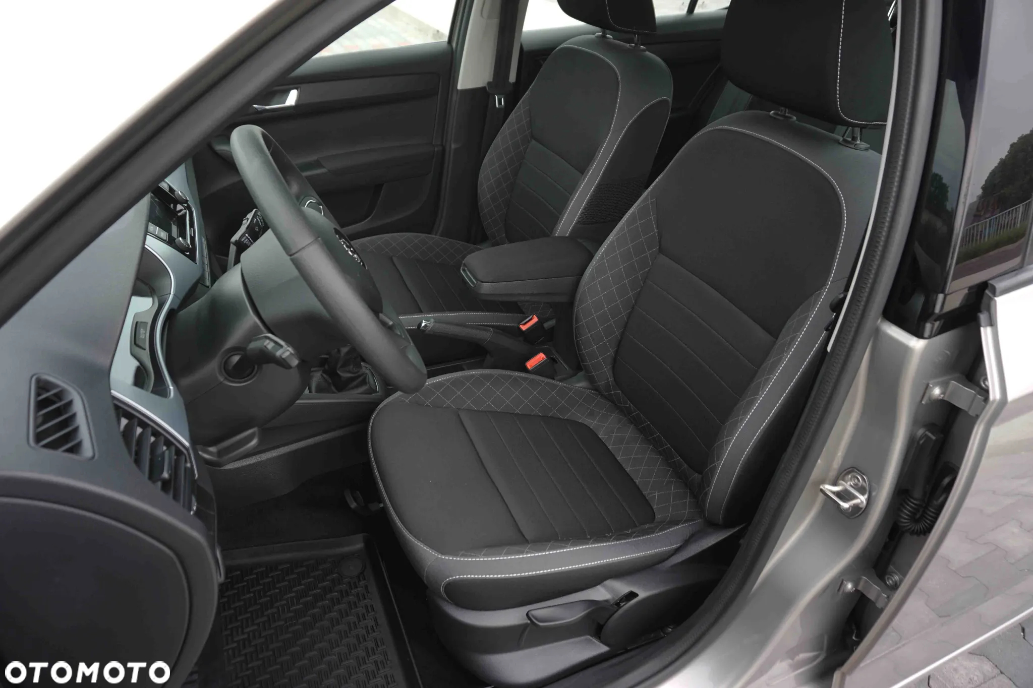 Skoda Fabia 1.0 TSI Ambition Plus - 17
