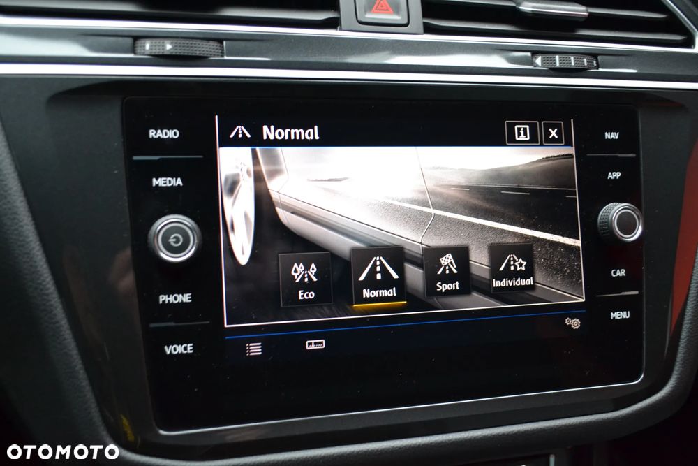 Volkswagen Tiguan 2.0 TDI BMT SCR 4Mot Highline DSG - 11
