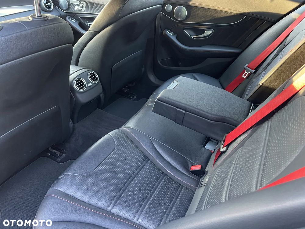 Mercedes-Benz Klasa C 450 AMG 4Matic 7G-TRONIC - 15