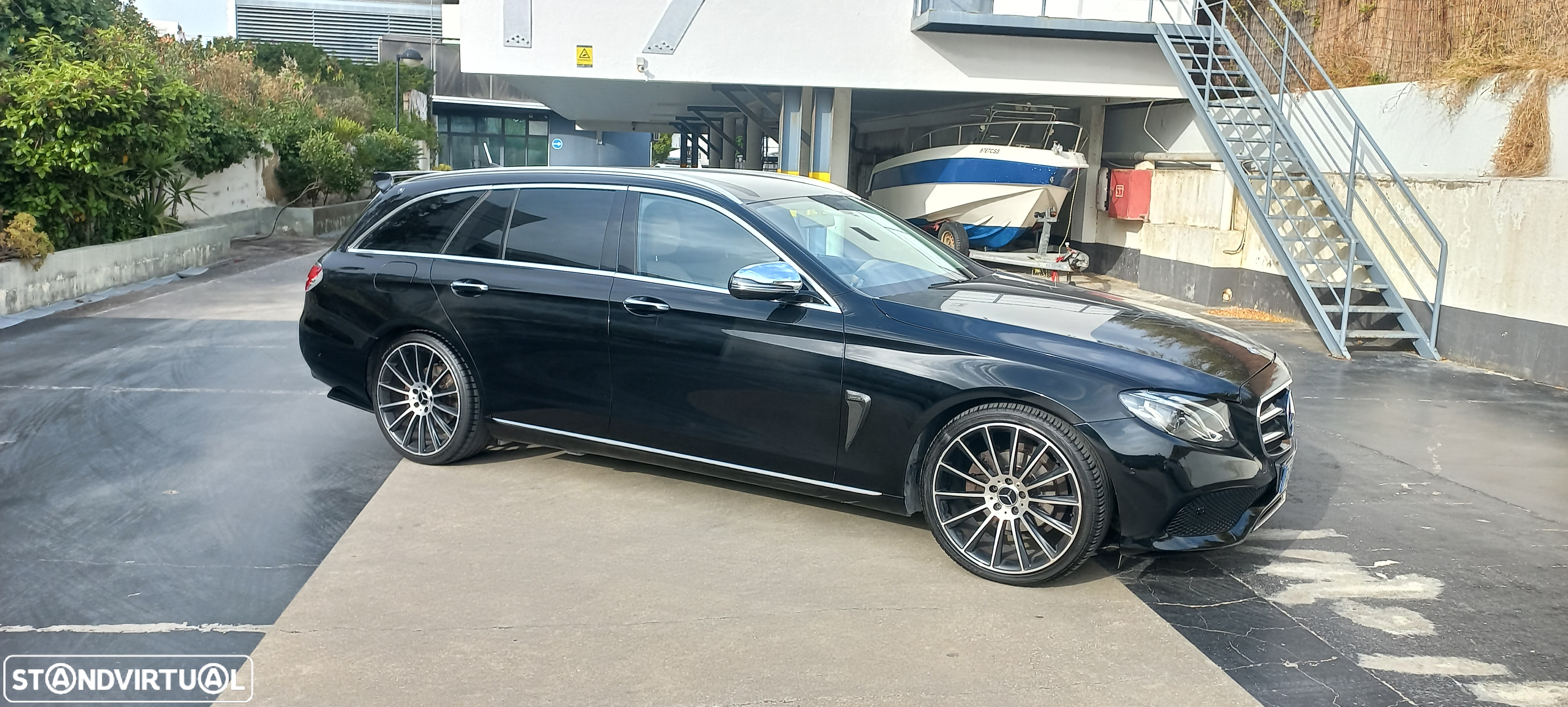 Mercedes-Benz E 200 d AMG Line - 11