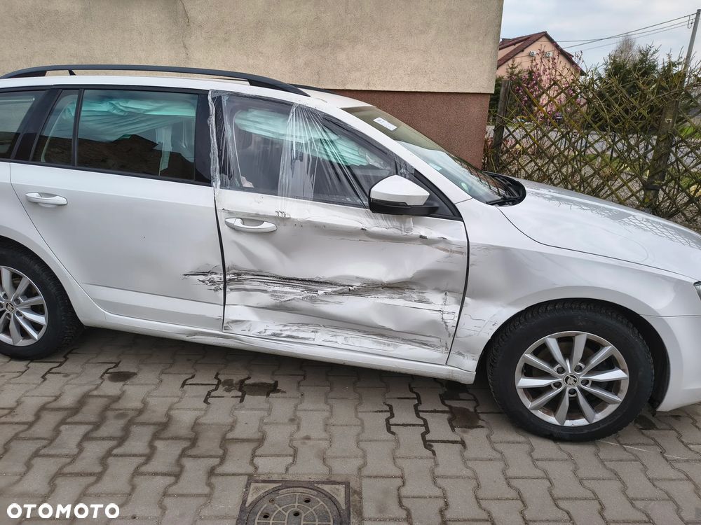 Skoda Octavia - 4
