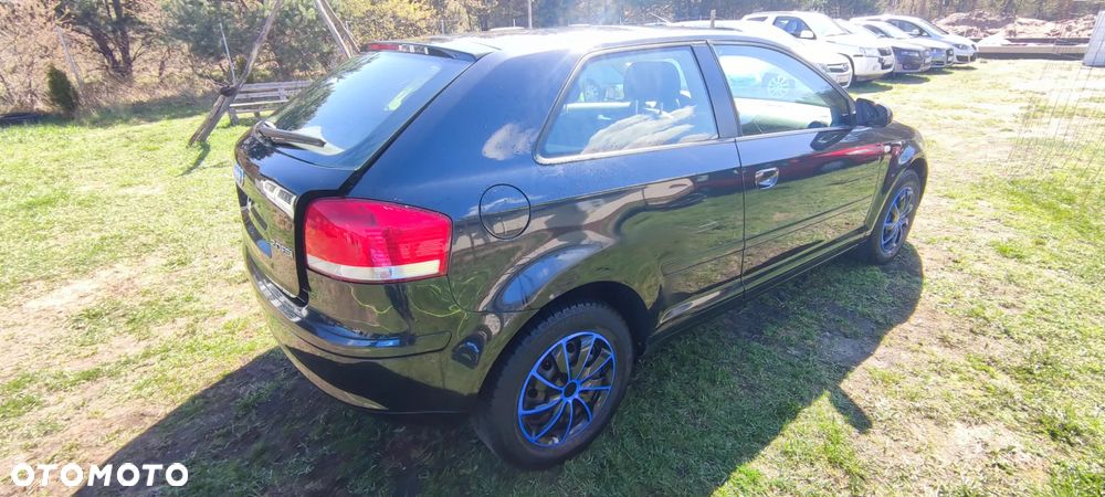 Audi A3 Sportback 2.0 FSI Attraction - 5
