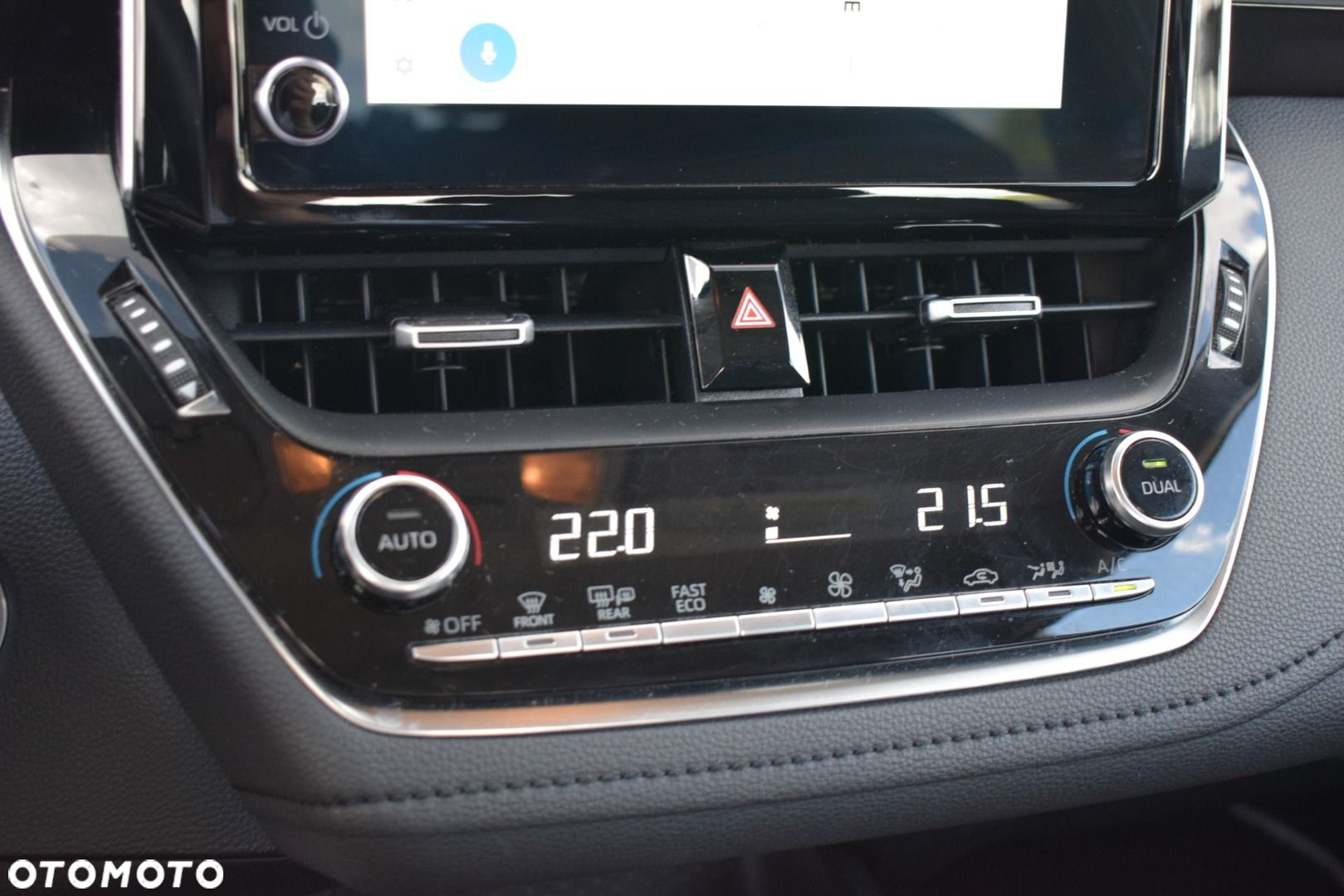 Toyota Corolla - 16