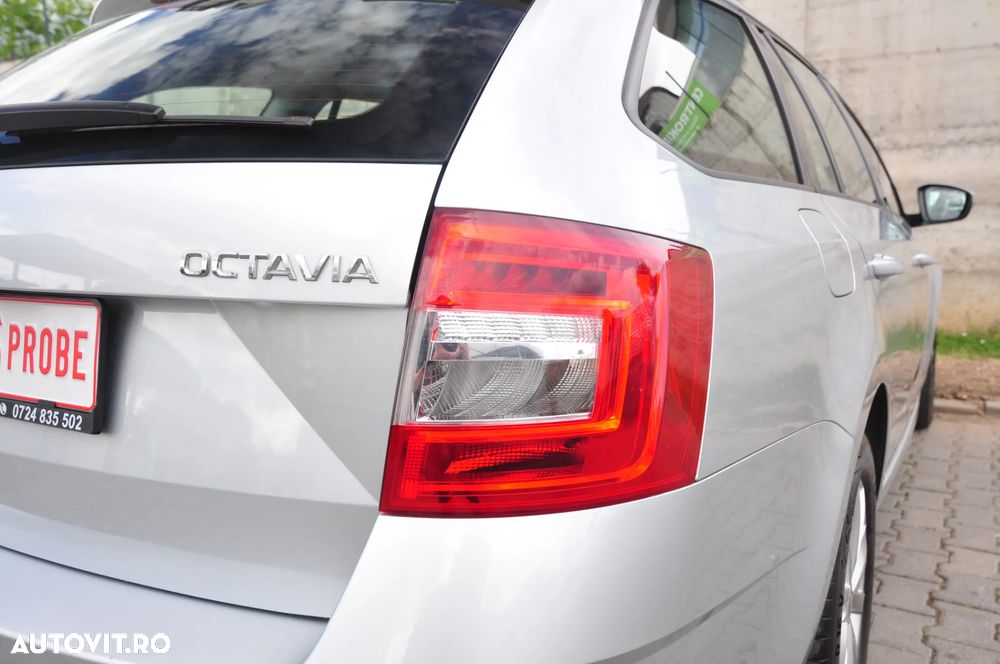 Skoda Octavia 2.0 TDI DSG Ambition - 17