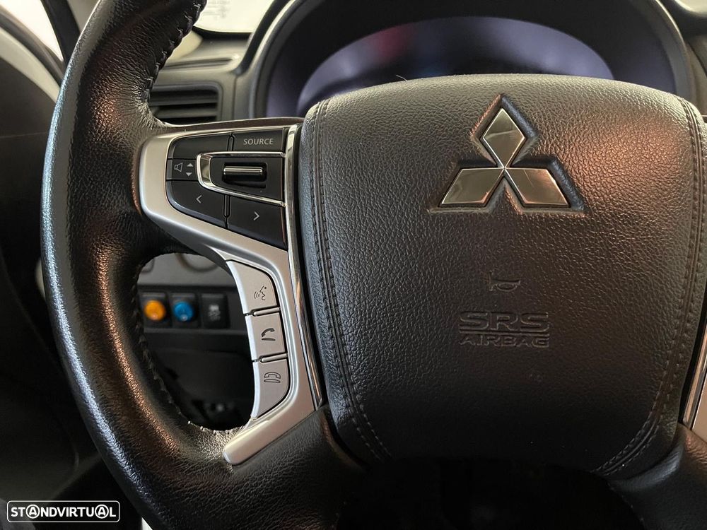 Mitsubishi L200 2.3 DI-D CD Invite Strakar Look 4WD - 16